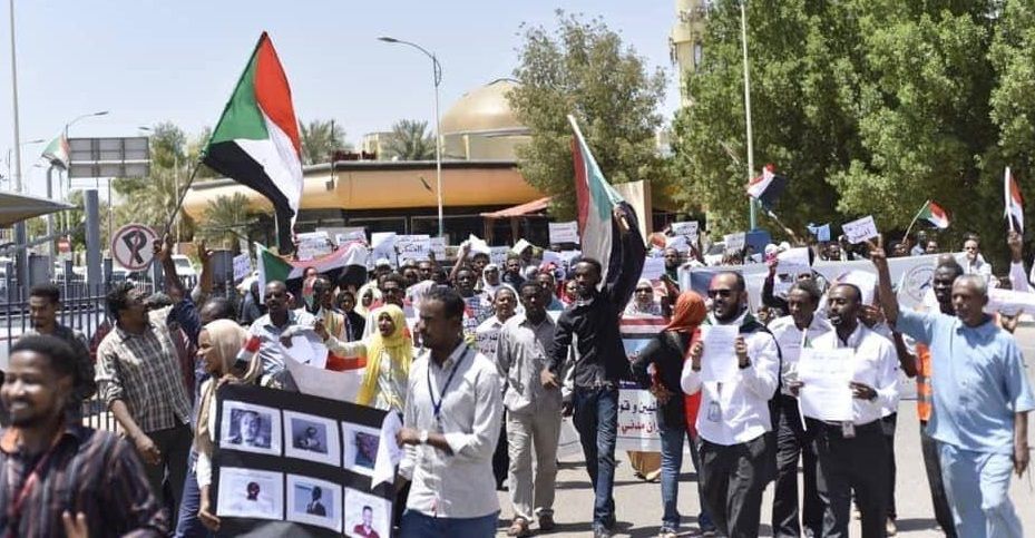 Demonstran Sudan Lancarkan Pemogokan Umum Setelah Tindakan Keras Militer